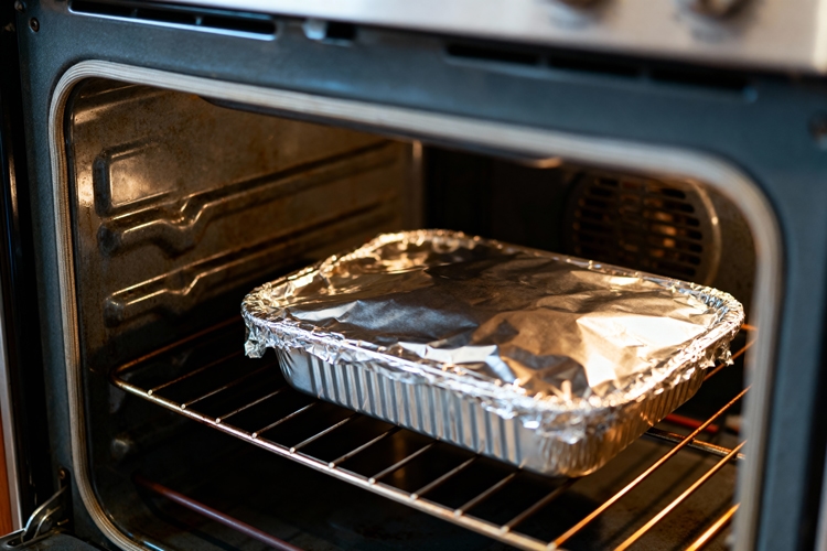 Aluminiumfolie in de oven