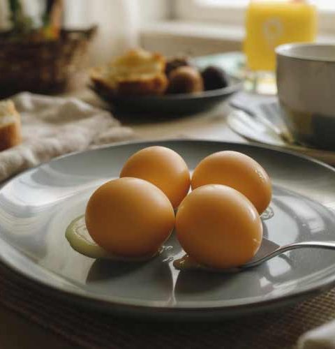 Gekookt ei opwarmen