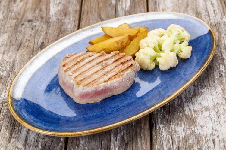 Tonijnsteak bakken