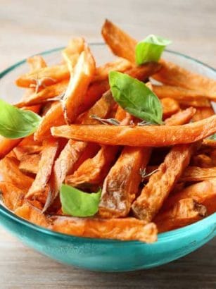 Zoete aardappel friet maken