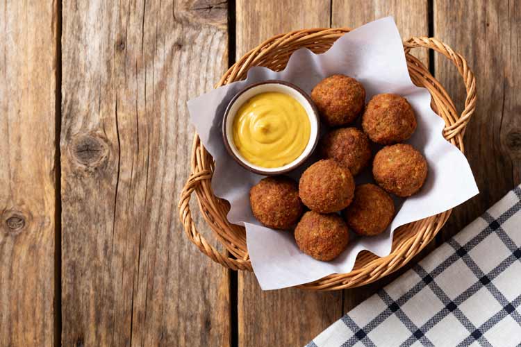 Bitterballen frituren