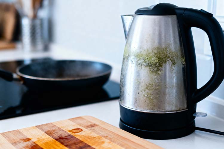 Waterkoker schoonmaken en ontkalken