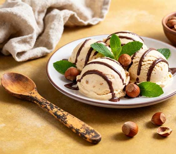 Hazelnoot ijs maken