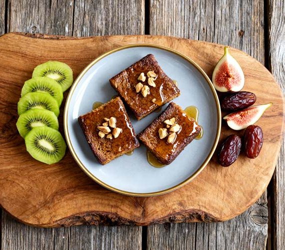 Wentelteefjes van ontbijtkoek maken
