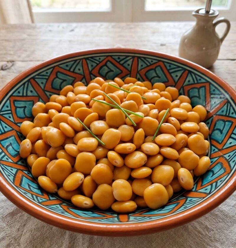 Lupinebonen koken, maar je moet ze eerst weken