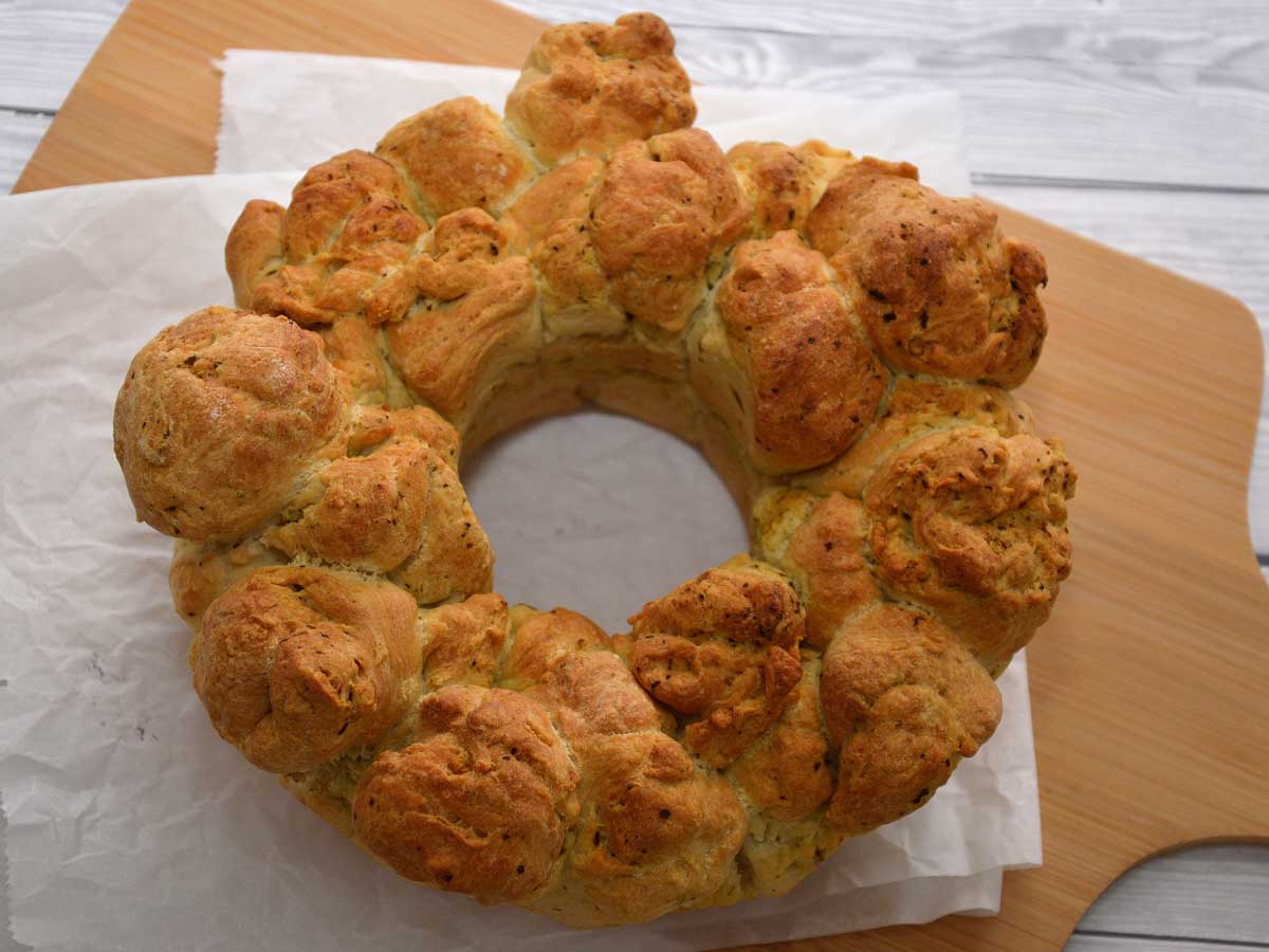 Plukbrood met pesto maken in een oven
