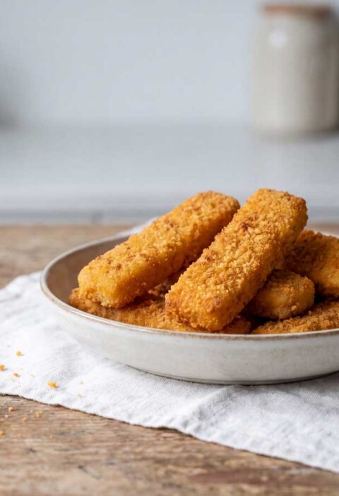 Vissticks bakken in een koekenpan