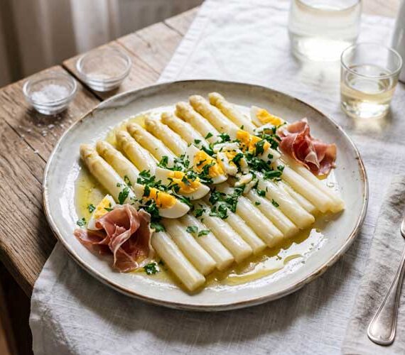 Witte asperges koken