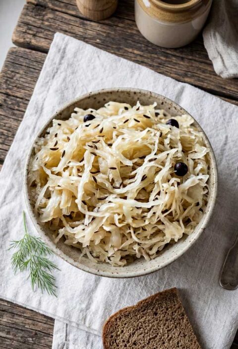 Zuurkool koken in een gewone pan