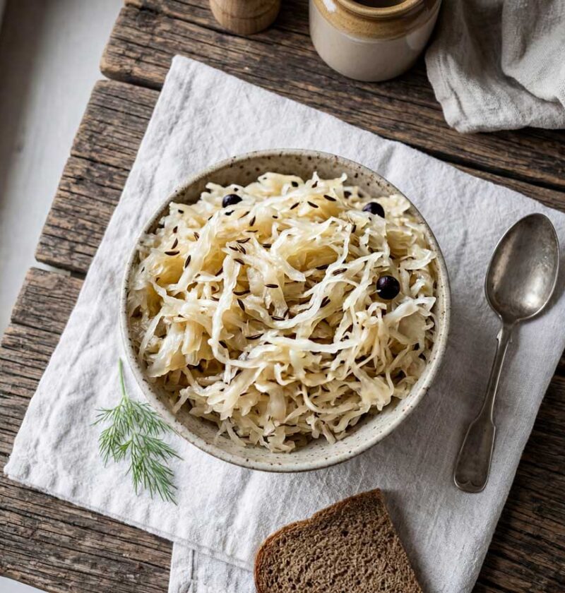 Zuurkool koken in een gewone pan