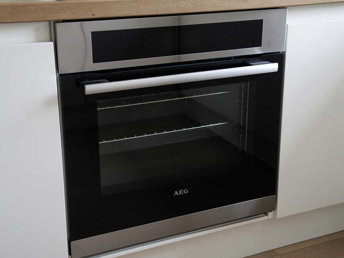 Oven schoonmaken