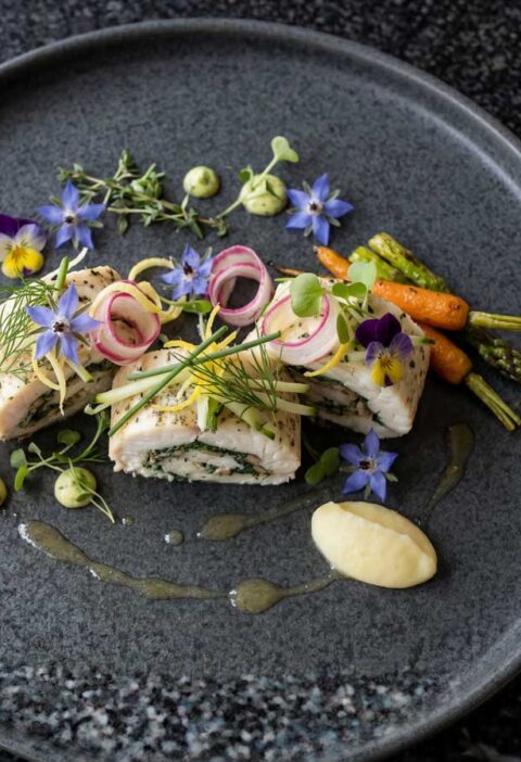Visrollade bakken in een oven