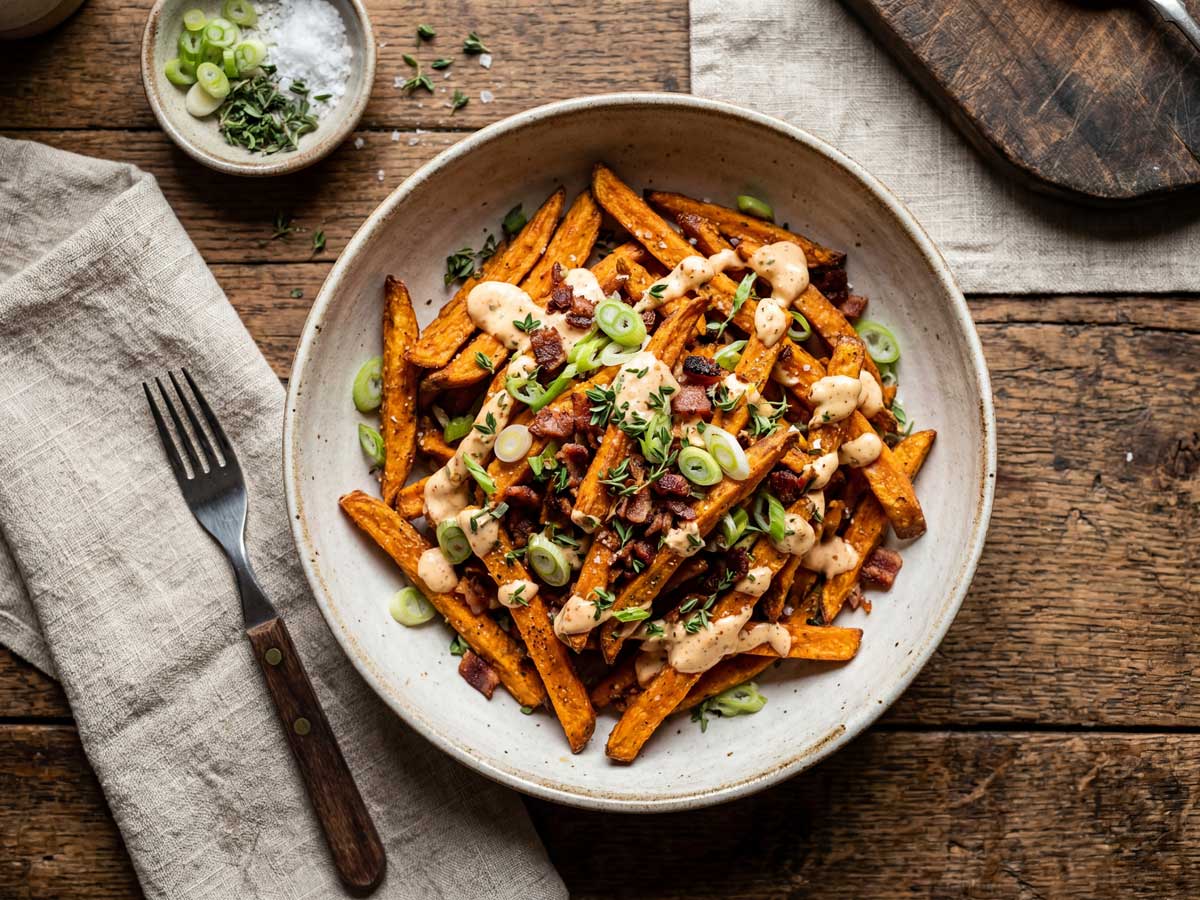 Zoete aardappel friet maken in een oven op 220 graden