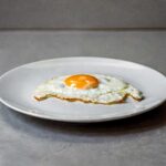 Hoe plukbrood met pesto maken?